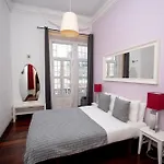 Apartment Bright And Spacious 3 Bedroom Apartment With High Ceilings Central Location Lisbon