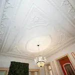 Bright And Spacious 3 Bedroom Apartment With High Ceilings Central Location Lisbon 公寓 *