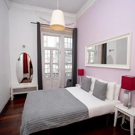 Apartment 3 Bedroom 2 Bathroom 1 Living 2 Double Bed 2-twin Bed 1 Sofabed With High Ceilings